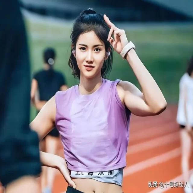 足球杯赛焦点对决：第338组阵容解读与分析